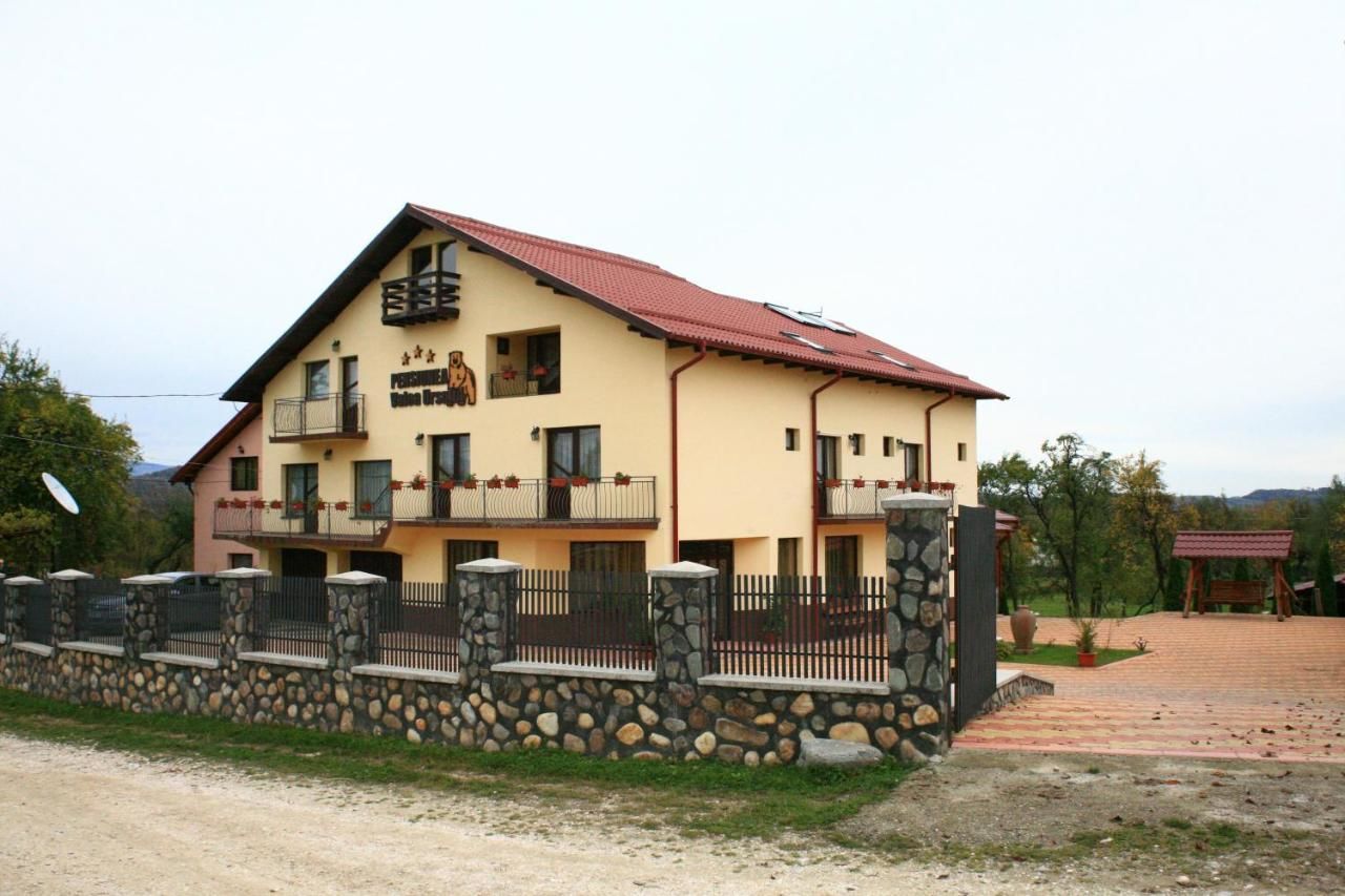 Гостевой дом Pensiunea Valea Ursului Кымпулунг
